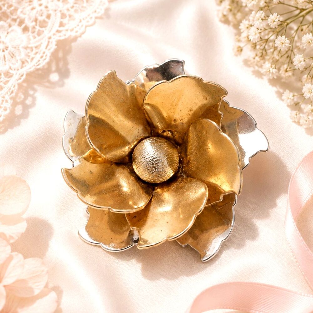 Vintage Gold And Silver Tone Flower Brooch/Pendant